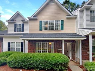 10176 Forest Landing Dr, Charlotte, NC 28213