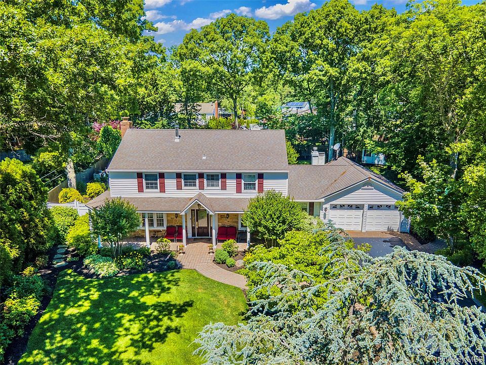 1st image of 32 Westmoylan Lane