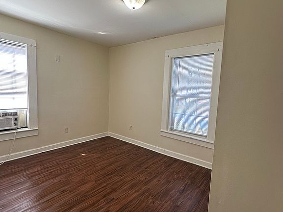 5th image of 407 Moir St #4