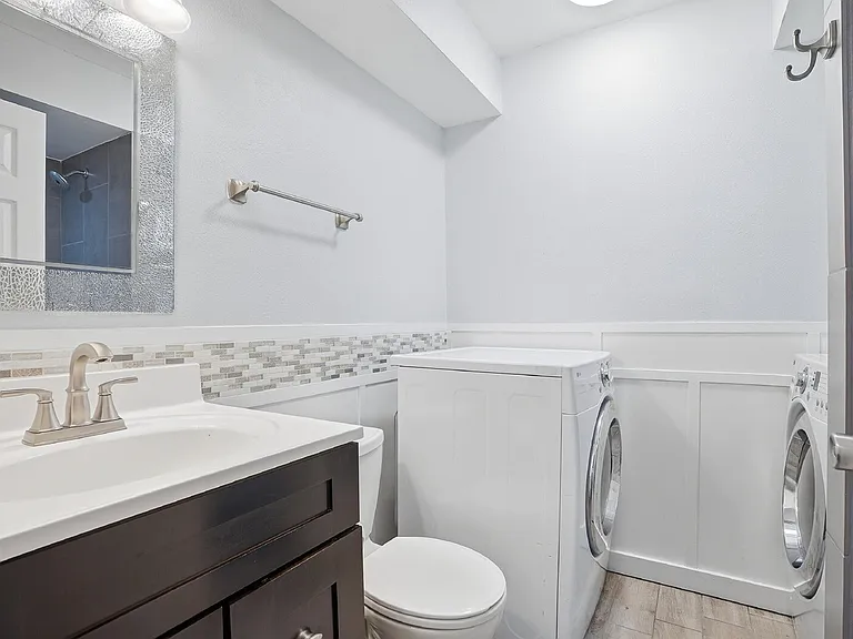 5711 W 76th Ave — Photo 25