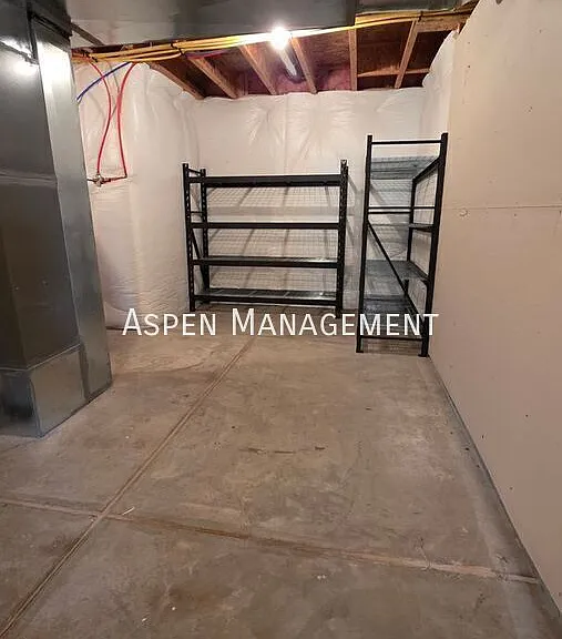 4673 Belford Cir — Photo 30