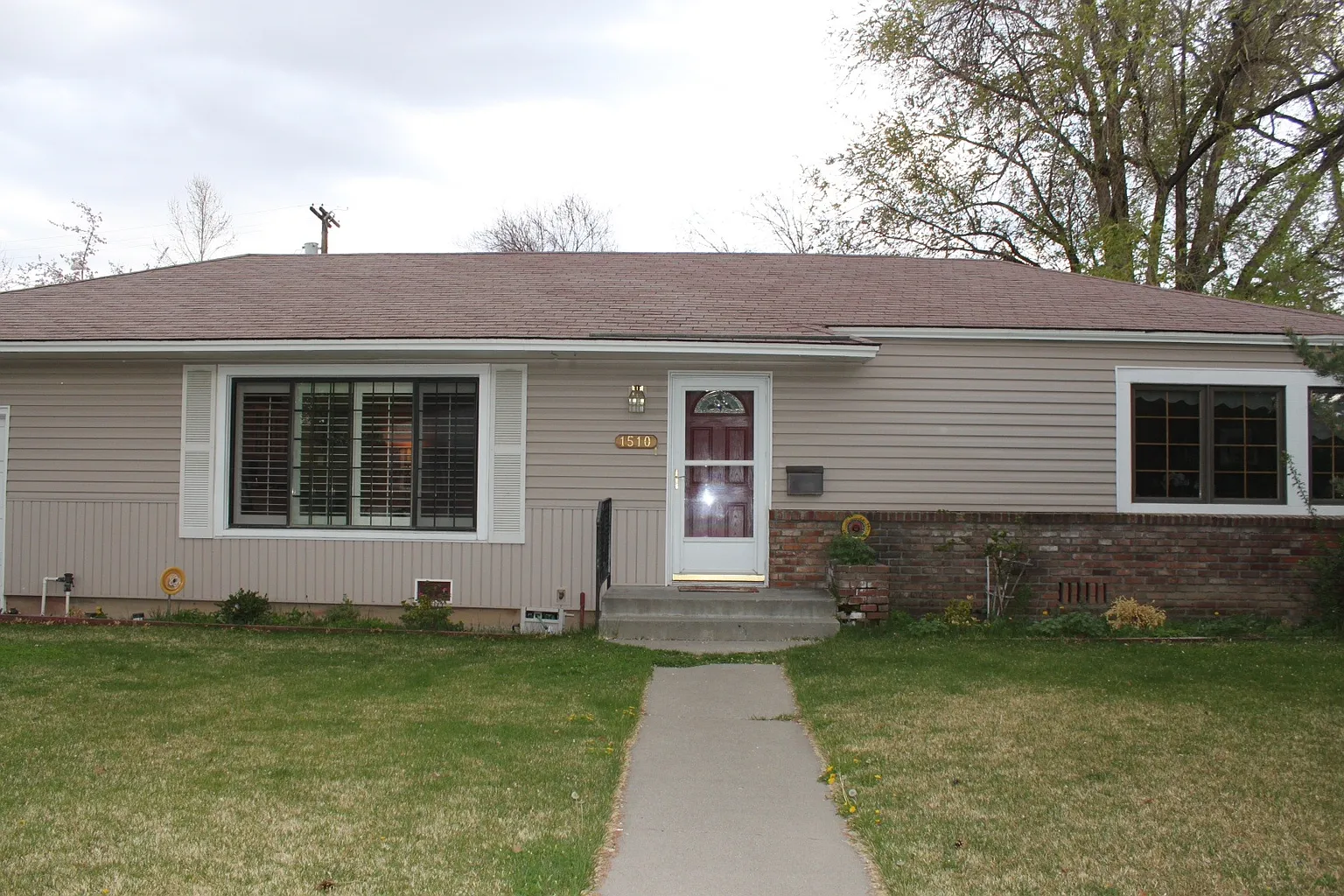 1510 Allen St photo 1