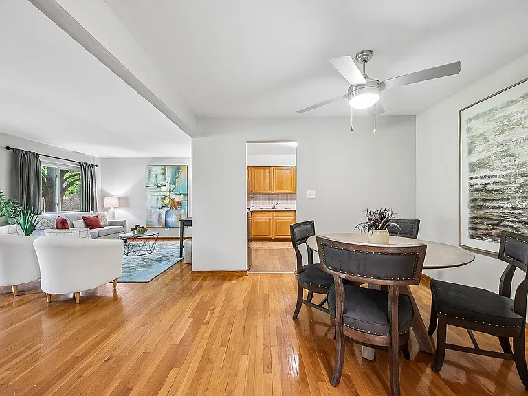 26-web-or-mls-9030 Kennedy Dr Unit 1D-S1906-007