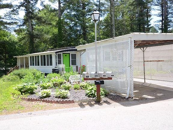 2nd image of 27 Parkwood Dr