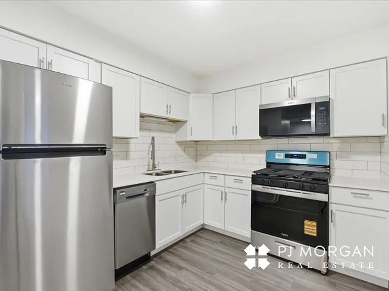 Fernshire Apartments — Photo 1