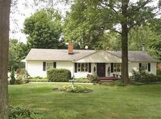 369 East Ave, Tallmadge, OH 44278