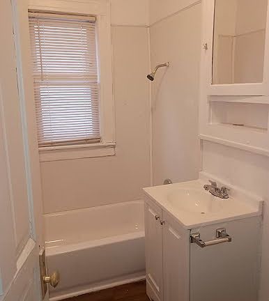 5th image of 1606 W Meinecke Ave #1608