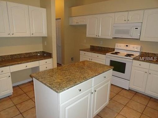 5th image of 11102 Clayridge Dr