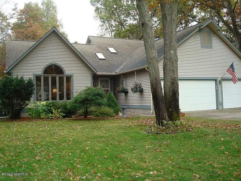1st image of 3162 N Riverwood Dr