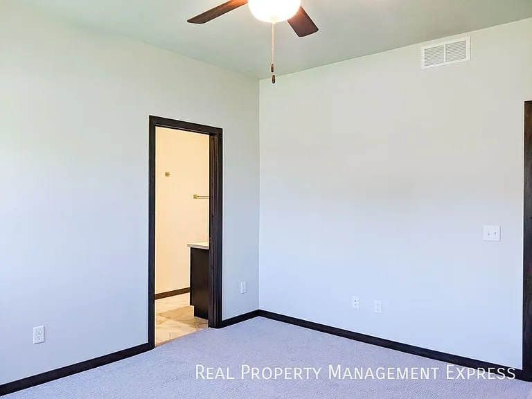 5414 S Dubuque Ave — Photo 14