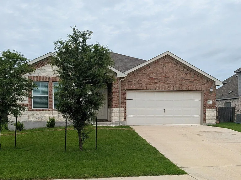 1015 Bluejack Way — Photo 2
