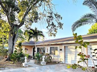 655 42nd Ave N, Saint Petersburg, FL 33703