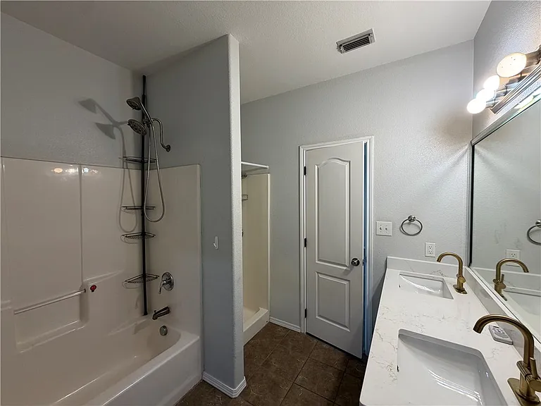 5509 Candace St — Photo 23