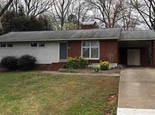 5544 Wedgewood Dr, Charlotte, NC 28210