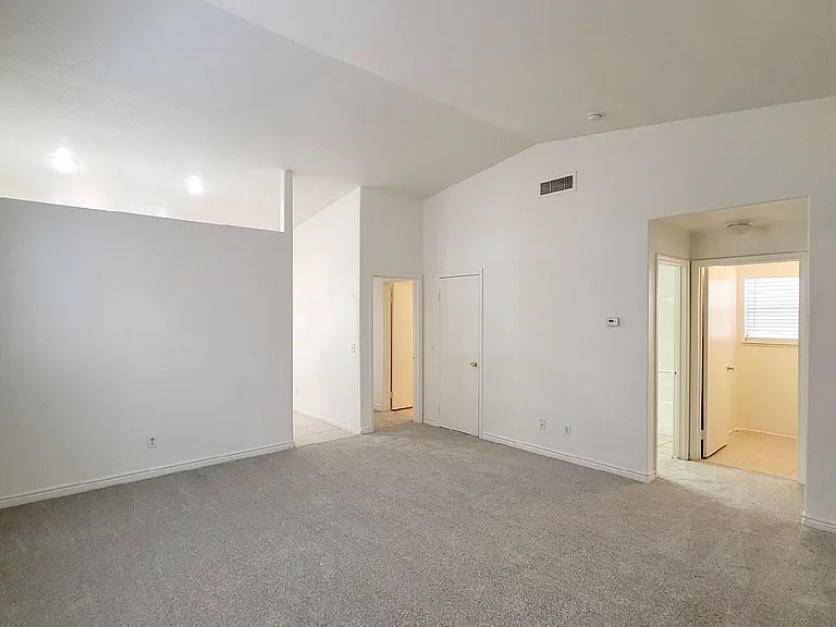 8016 Cimarron Ridge Dr #201 — Photo 6