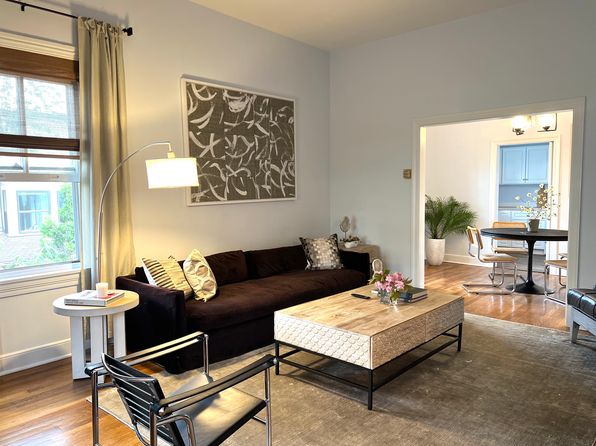 250 E Market St APT 2