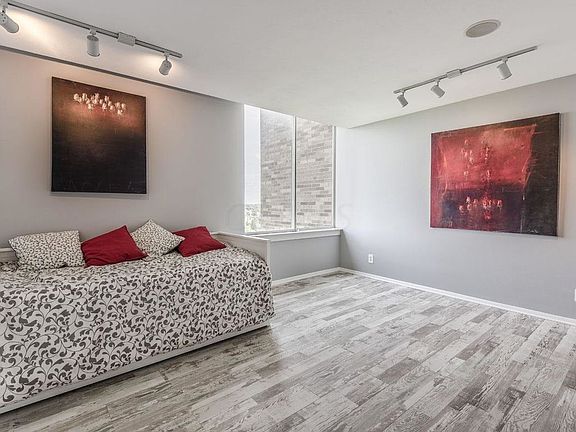 5th image of 1000 Urlin Ave APT 1623