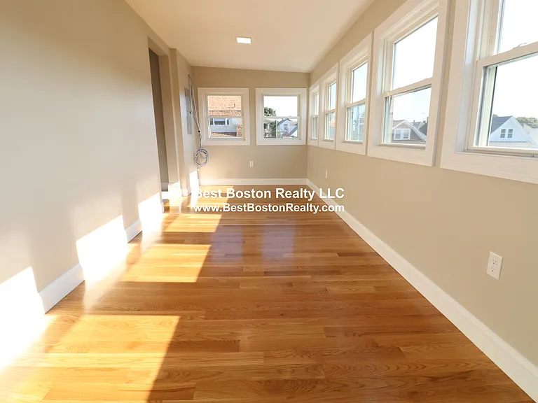 317 Main St #3 — Photo 27