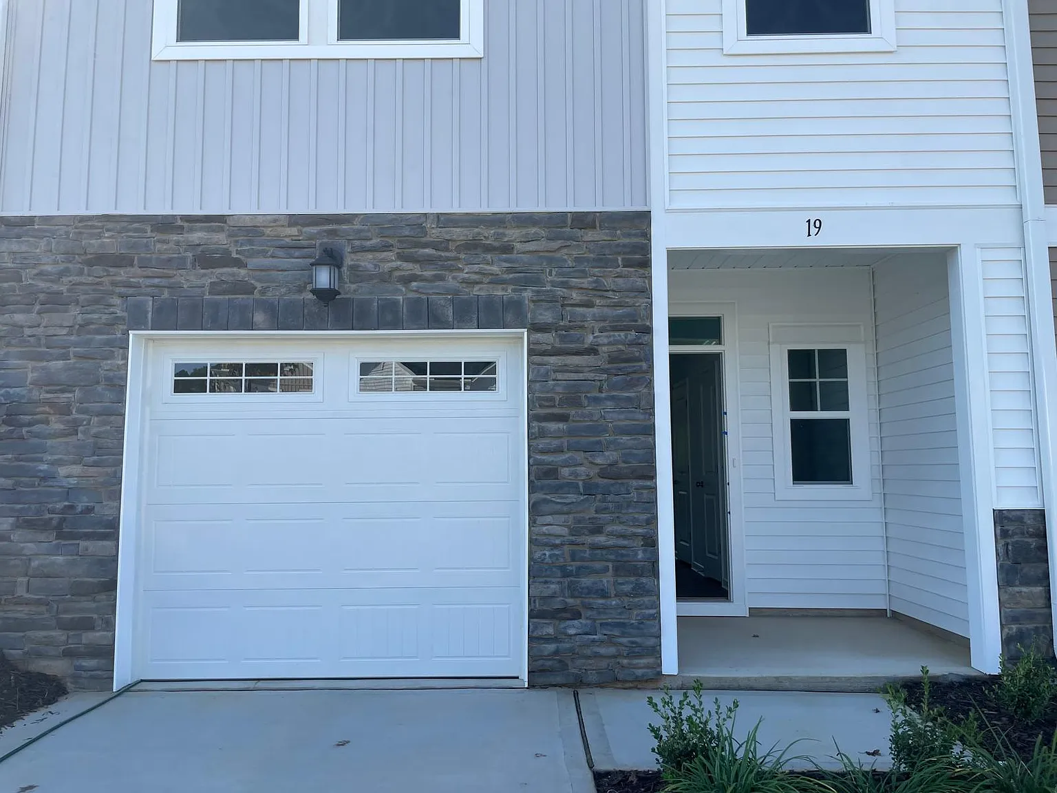 3 bed, 1437 sqft, $1,575 — Photo 4