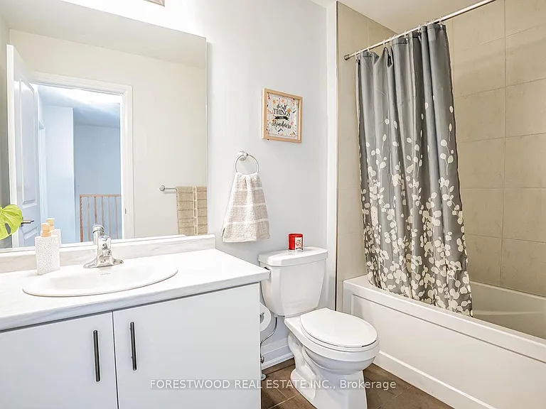 53 Humberstone Dr — Photo 40
