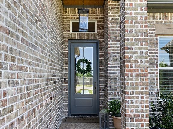3rd image of 4277 Padova Cir
