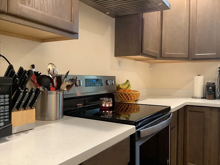 375 Park Ave #1 — Photo 58