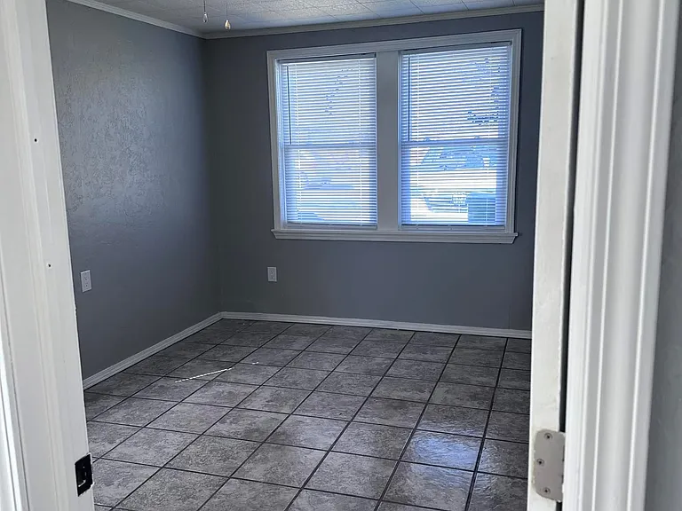 837 W Moore Ave — Photo 25