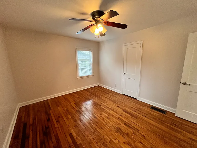 1568 Braeburn Dr SE — Photo 7