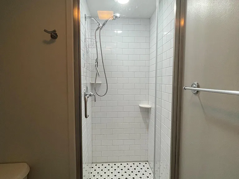 1697 Ridgebury Dr — Photo 24