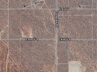 8 Longview Rd #12, Palmdale, CA 93591