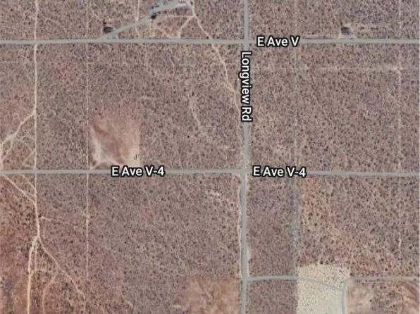 8 Longview Rd #12, Palmdale, CA 93591