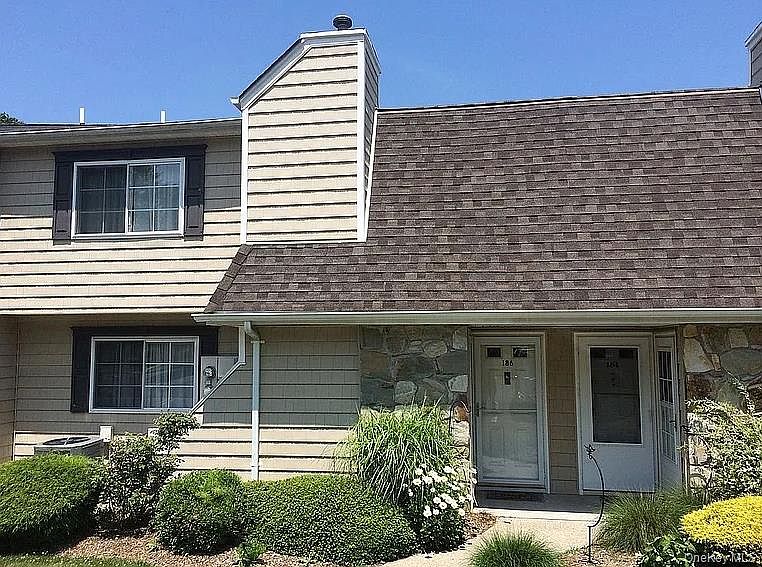 1st image of 186 Lake Pointe Circle #186