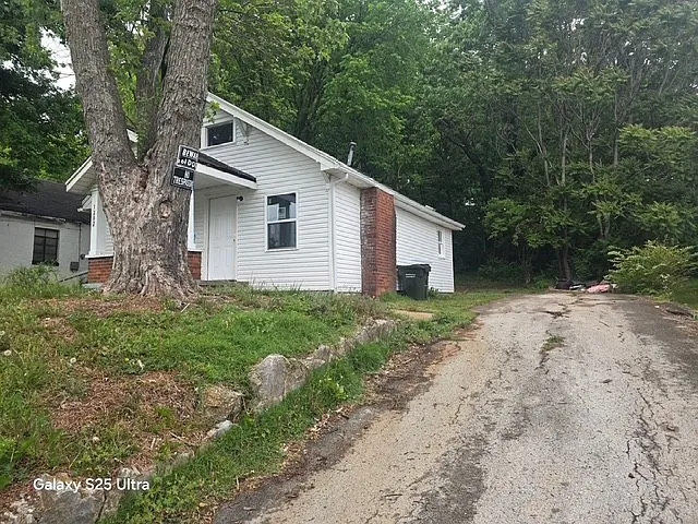 Building Photo - 1202 Cates St