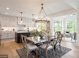 6514 Timber Arch Dr, Chaska, MN 55318