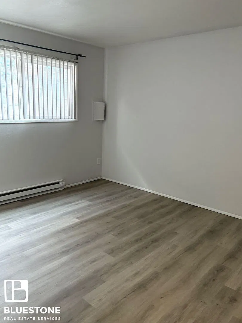 LS60TH - 233 NE 60th Ave. — Photo 3