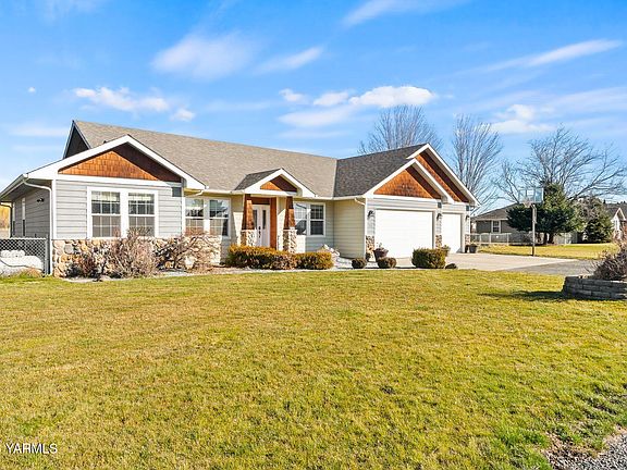 2nd image of 245 El Rio Dr