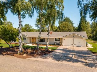 8628 SW River Bend Rd, McMinnville, OR 97128