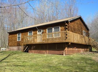 81 Black Bear Rd, Lake Ariel, PA 18436