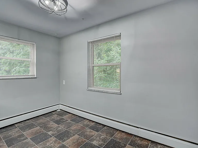3552 Brotherton Rd #1 — Photo 9