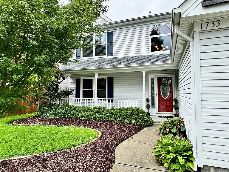 1733 Bernstein Dr — Photo 3