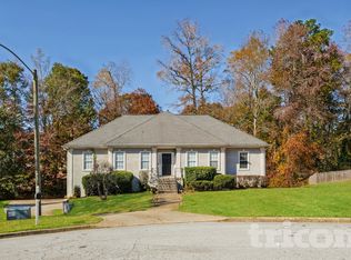 9235 Raleigh Way, Douglasville, GA 30135