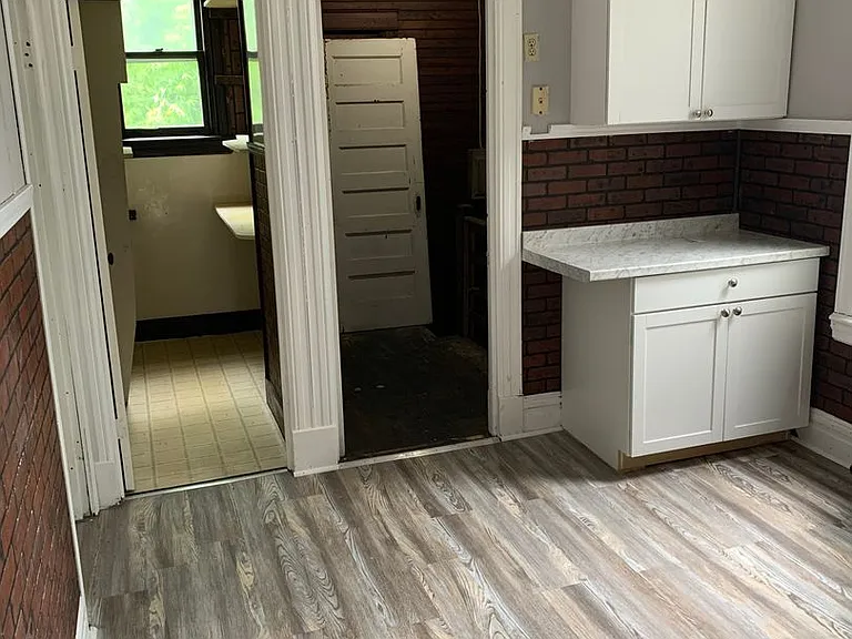223 Western Ave — Photo 11