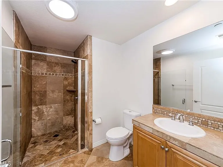 1437 Lomita Blvd #318 — Photo 8