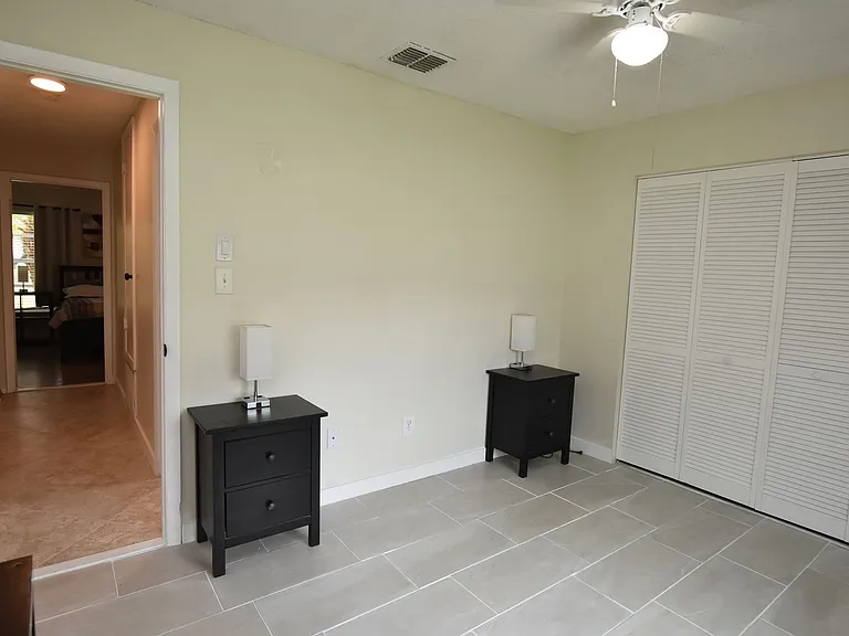 4825 Loretta Ln — Photo 20