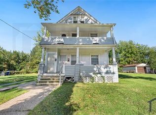 895 Stevenson Rd, Cleveland, OH 44110