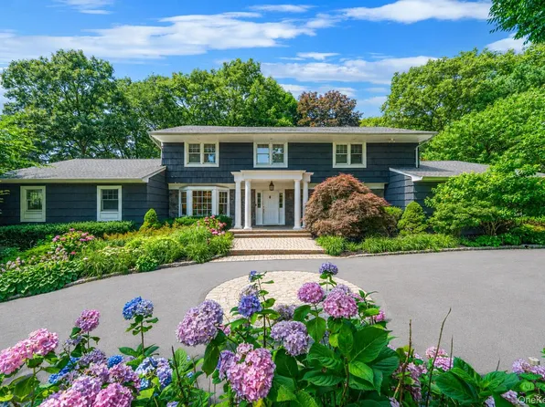 1 Winston Court, Dix Hills, NY 11746