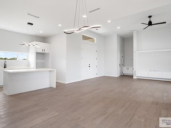 5th image of 6317 Mackenna Dr