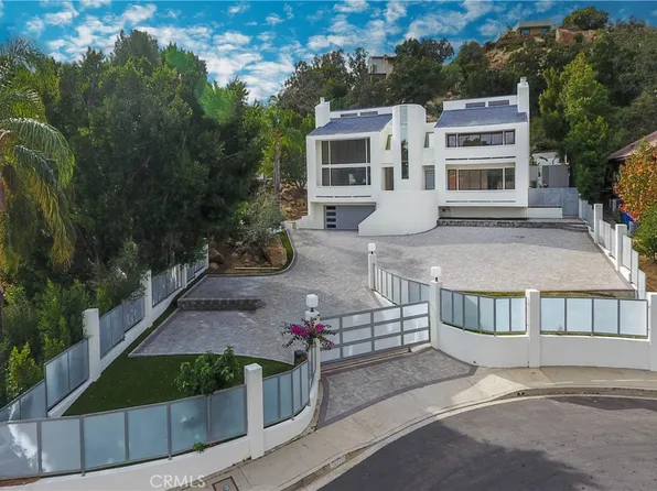 22740 Dale Ct, Chatsworth, CA 91311