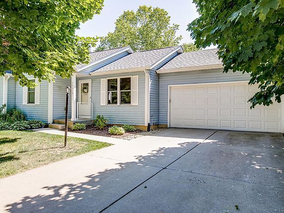 3rd image of 50614 Regina Way