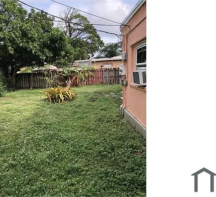 2119 Plunkett Ct